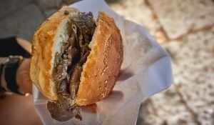 Street Food untuk Pecinta Kuliner di Palermo Italia